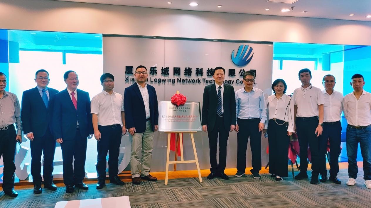 1668860748072061790.jpg 22.jpg